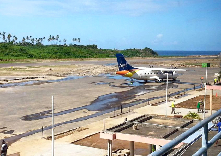 Dominica signs to build new airport