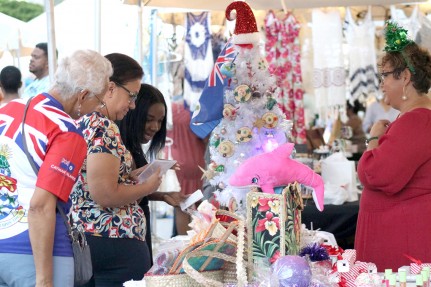 A Wholesome Celebration at the Looky Ya! Anniversary Christmas Market